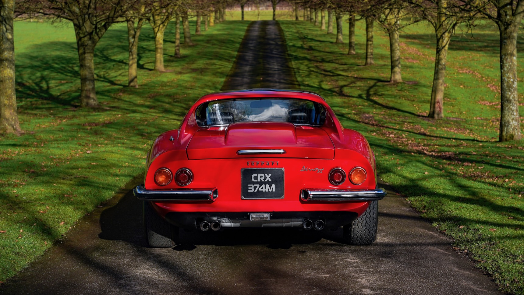 El Ferrari 246 Dino GTS del manager de Led Zeppelin: Una joya exclusiva