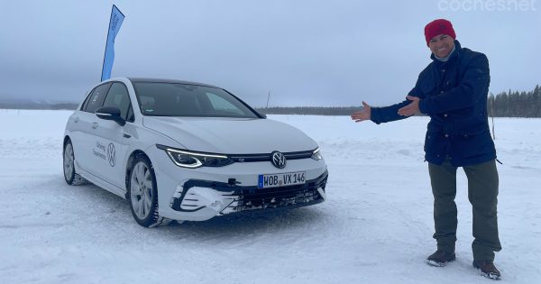 Volkswagen Ice Driving Experience Derrapar En Un Circuito De Hielo.jpeg