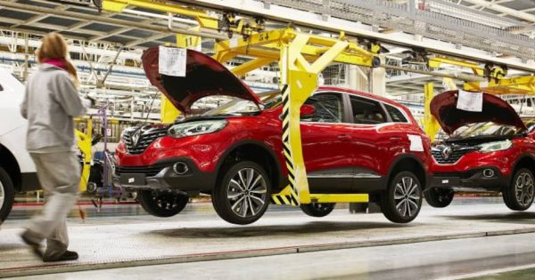 Renault Contratara 500 Empleados Para Su Fabrica En Valladolid Jpg