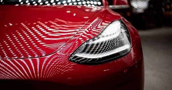 Tesla Lidera En Coches Electricos Mercedes En Hibridos Enchufables Y Jpg